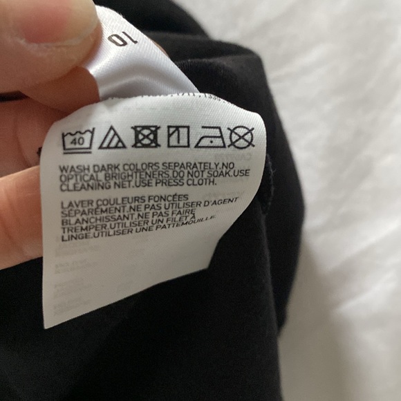 Uniqlo lace detail cami size XS - Picture 5 of 5